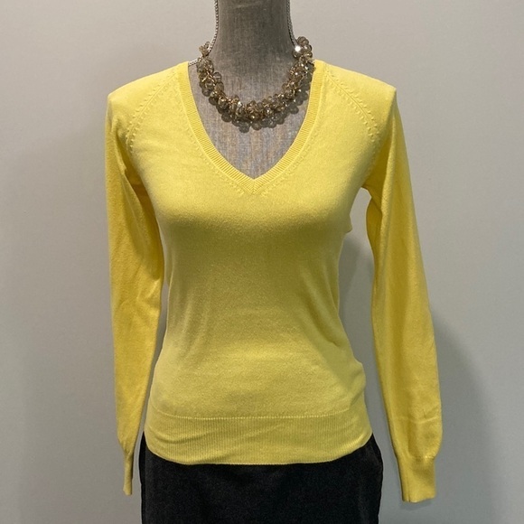 ZARA Yellow Long Sleeve V Neck Sweater - Picture 7 of 12